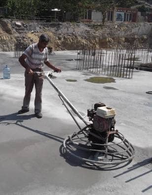 Beton yüzeyinin helikopter ile perdahlanması