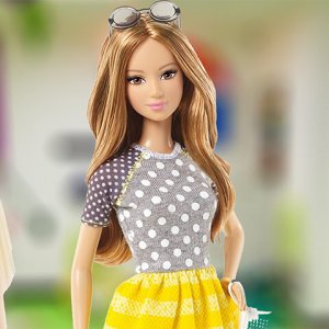 Barbie Bebek Giydirme Oyunları 