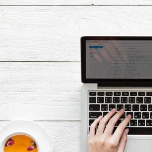 Css Açılır Menü Sliderin Altında Kalıyor