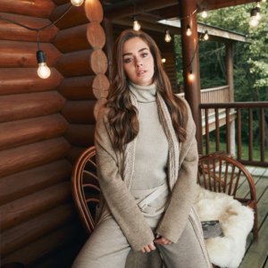 Rahatlık İsterken Şıklıktan Ödün Vermeyenler için KOTON Hırka ve Bluzlar